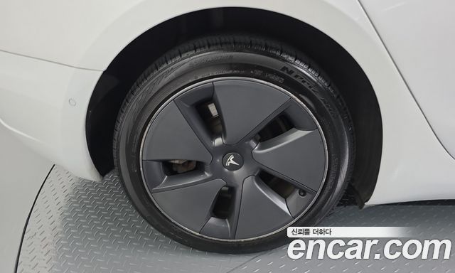 Tesla Model 3 Long Range AWD 2022 — фото 5