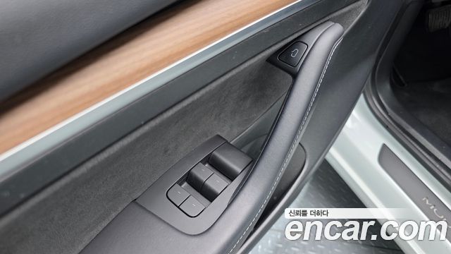 Tesla Model 3 Long Range AWD 2022 — фото 33