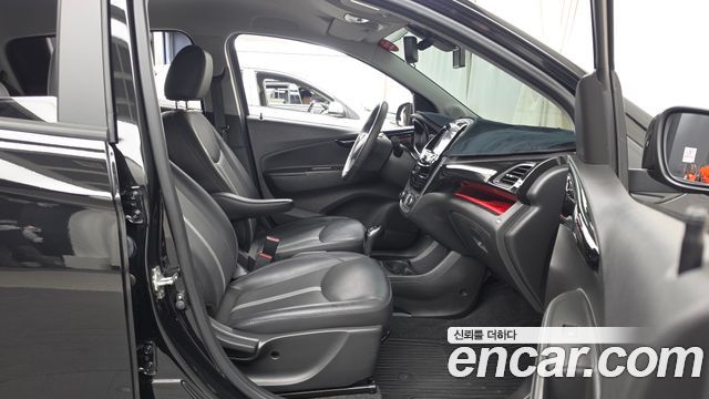 Chevrolet Spark Red Pick Edition 2021 — фото 11