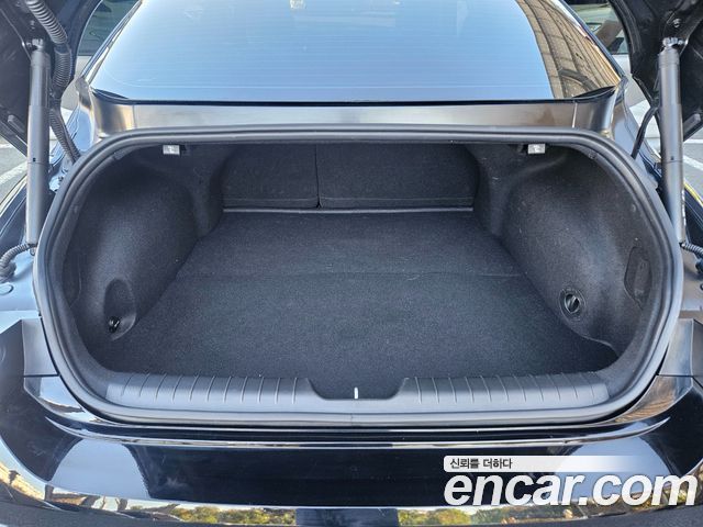 Hyundai Ioniq 6 Long Range Exclusive + 2023 — фото 18