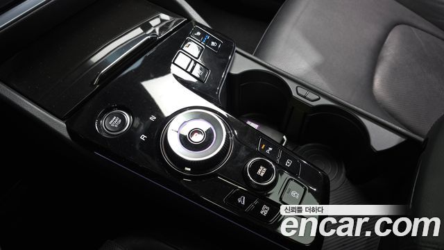 Kia Sportage (V) Diesel 2.0 2WD Signature 2022 — фото 9