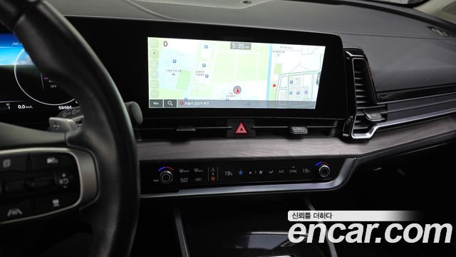 Kia Sportage (V) Diesel 2.0 2WD Signature 2022 — фото 14