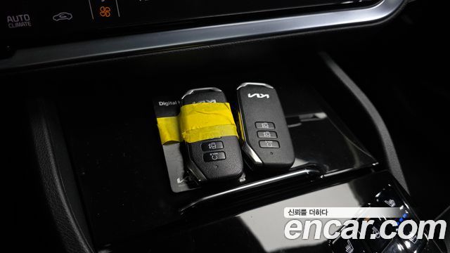 Kia Sportage (V) Diesel 2.0 2WD Signature 2022 — фото 16