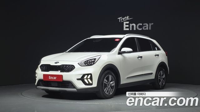 Kia Niro 1.6 HEV Prestige 2020 — фото 1
