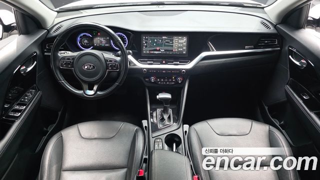Kia Niro 1.6 HEV Prestige 2020 — фото 7