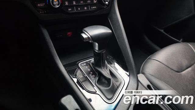 Kia Niro 1.6 HEV Prestige 2020 — фото 9