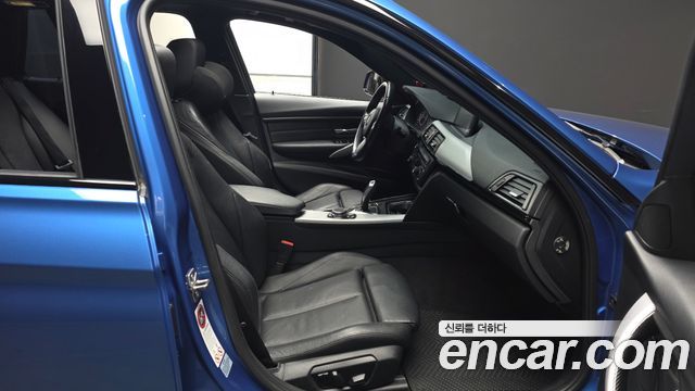 BMW 3 Series (F30) 320d Touring M Sport 2014 — фото 11