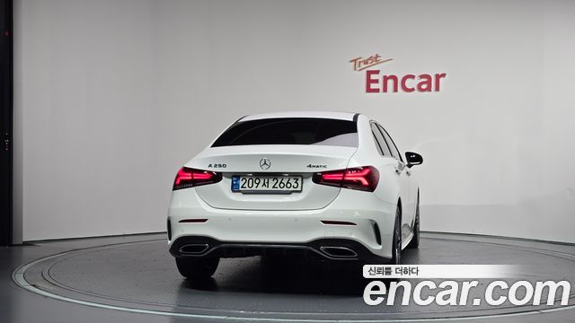 Mercedes-Benz A-Class (W177) A250 4MATIC Sedan 2022 — фото 4