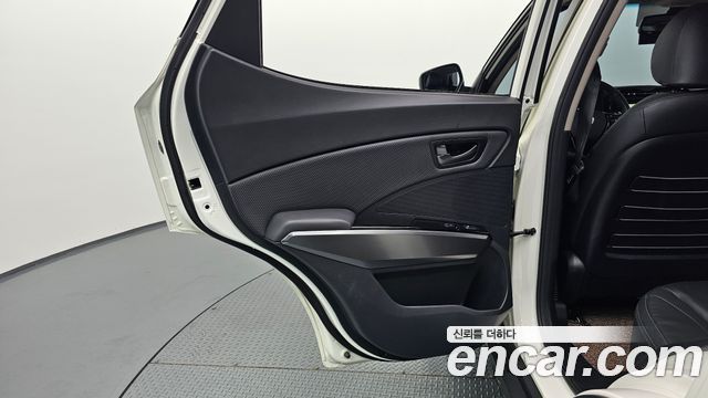KG Mobility (SsangYong) Tivoli 1.6 2WD V3 2025 — фото 25