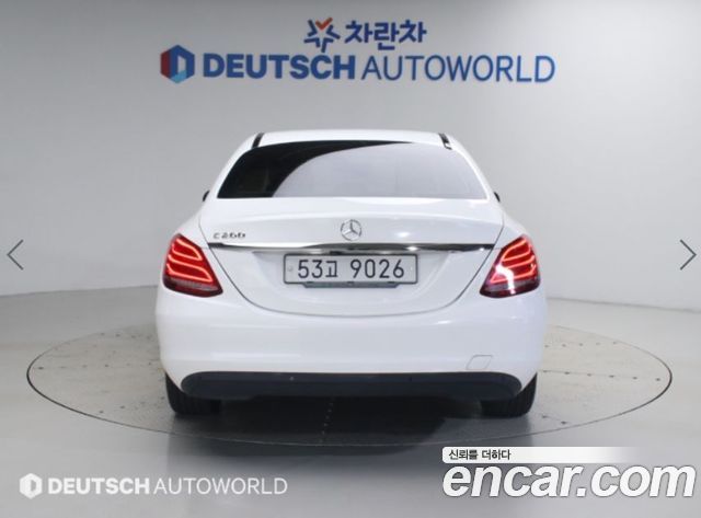 Mercedes-Benz C-Class (W205) C200 2015 — фото 4