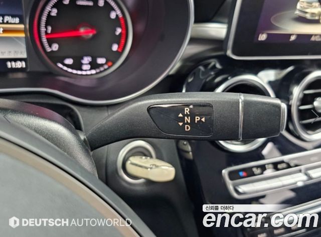 Mercedes-Benz C-Class (W205) C200 2015 — фото 9