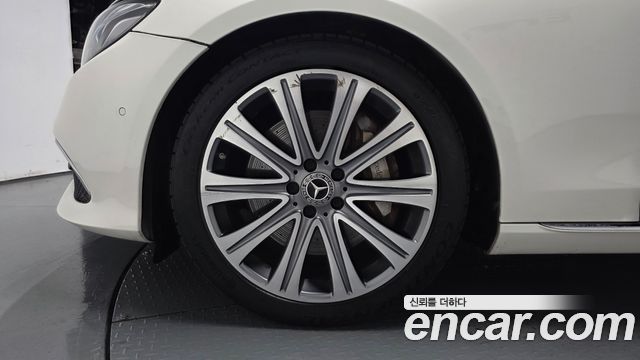 Mercedes-Benz E-Class (W213) E400 4MATIC Exclusive 2017 — фото 5