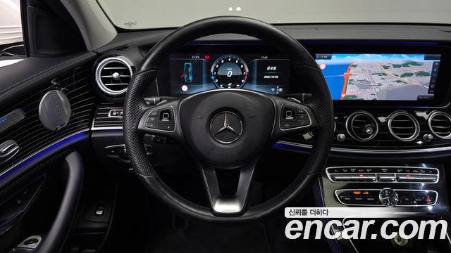 Mercedes-Benz E-Class (W213) E400 4MATIC Exclusive 2017 — фото 13