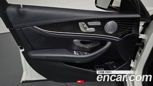 Mercedes-Benz E-Class (W213) E400 4MATIC Exclusive 2017 — фото 24