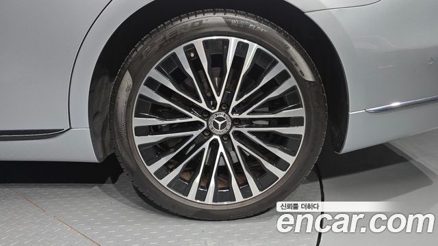 Mercedes-Benz S-Class (W223) S580L 4MATIC 2021 — фото 21