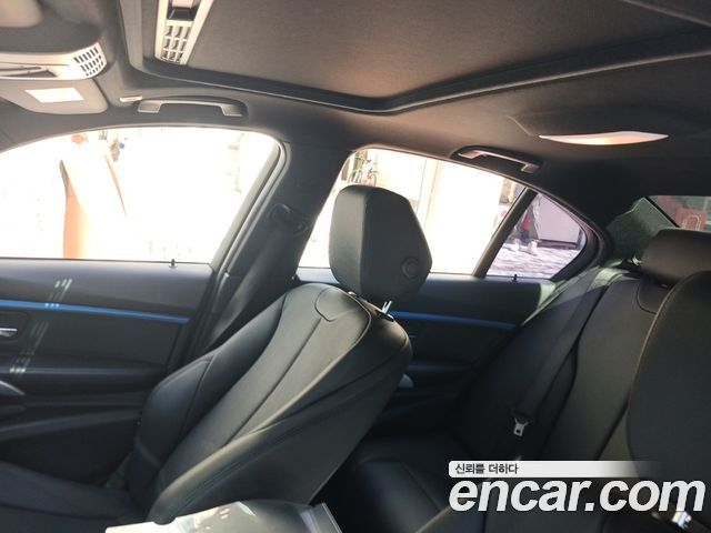 BMW 3 Series (F30) 320i M Sport 2017 — фото 17