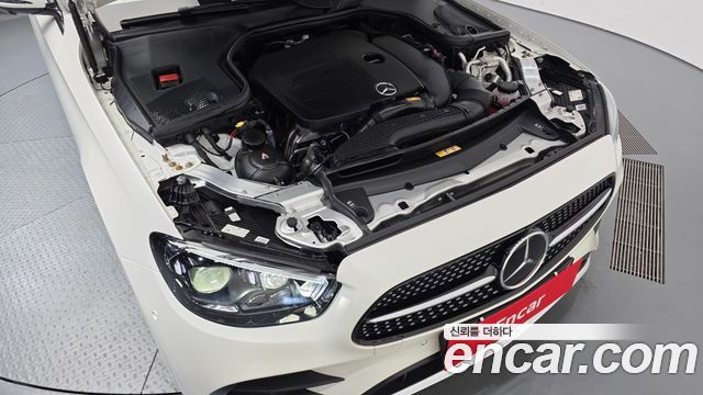 Mercedes-Benz E-Class (W213) E350 4MATIC AMG Line 2022 — фото 6