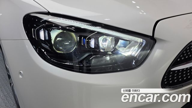 Mercedes-Benz E-Class (W213) E350 4MATIC AMG Line 2022 — фото 22