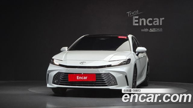 Toyota Camry (XV80) 2.5 XLE Premium Hybrid 2026 — фото 3