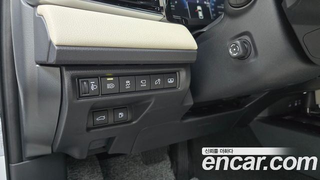 Toyota Camry (XV80) 2.5 XLE Premium Hybrid 2026 — фото 17