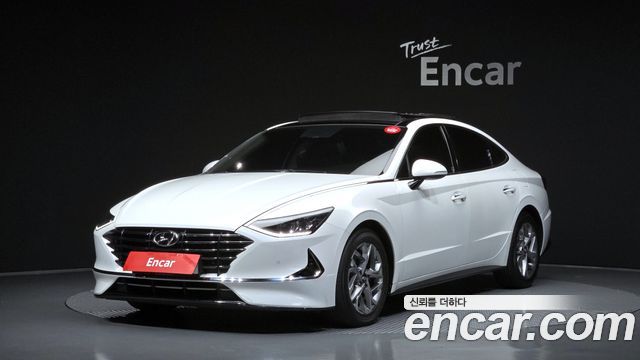 Hyundai Sonata (DN8) 2.0 Premium Family