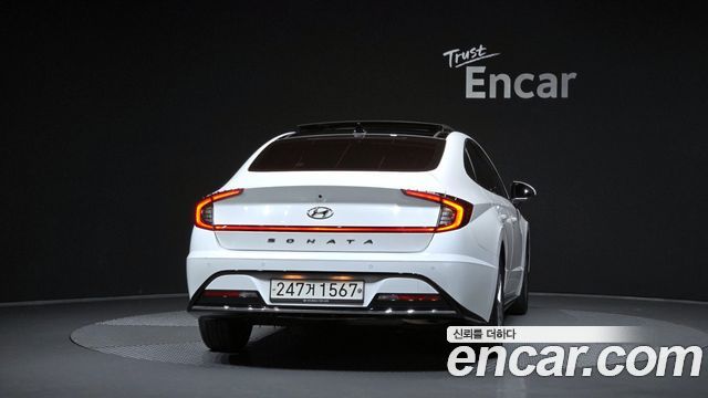 Hyundai Sonata (DN8) 2.0 Premium Family 2020 — фото 4