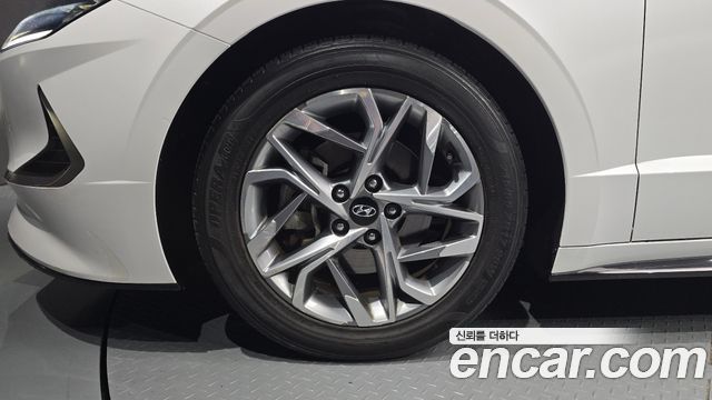Hyundai Sonata (DN8) 2.0 Premium Family 2020 — фото 5