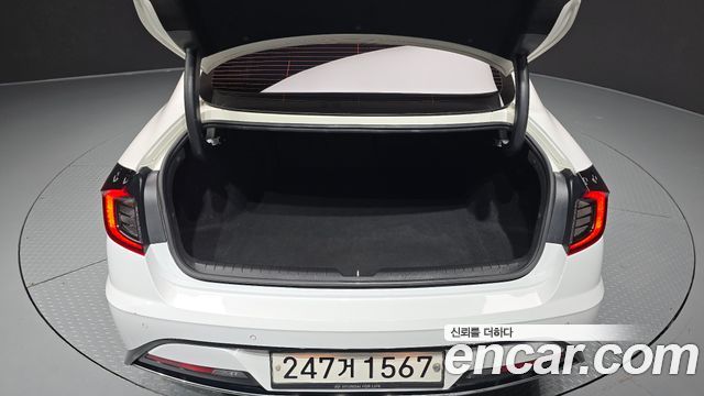Hyundai Sonata (DN8) 2.0 Premium Family 2020 — фото 20