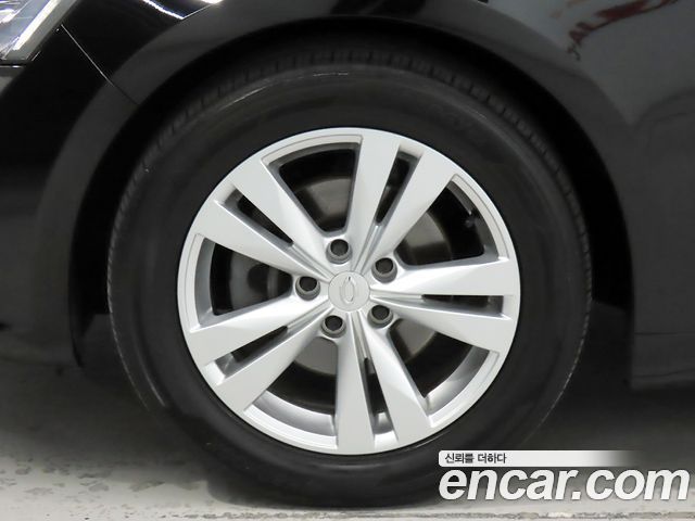 Renault Korea SM6 2.0 GDe SE 2016 — фото 5