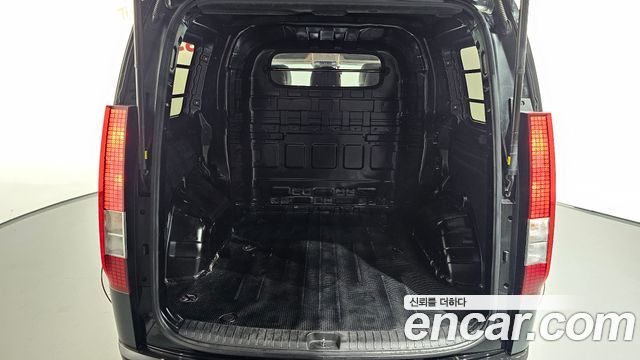 Hyundai Staria HEV 1.6 Cargo 5-Seater Modern 2025 — фото 18