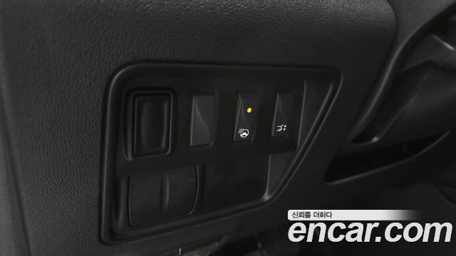 Renault Korea QM6 Gasoline 2WD RE 2018 — фото 18