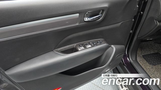 Renault Korea QM6 Gasoline 2WD RE 2018 — фото 24