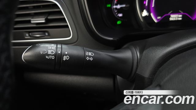 Renault Korea QM6 Gasoline 2WD RE 2018 — фото 29