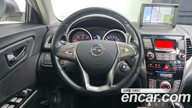 KG Mobility (SsangYong) Tivoli Diesel VX 2WD 2016 — фото 13