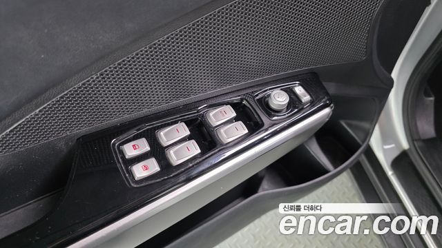 KG Mobility (SsangYong) Tivoli Diesel VX 2WD 2016 — фото 18