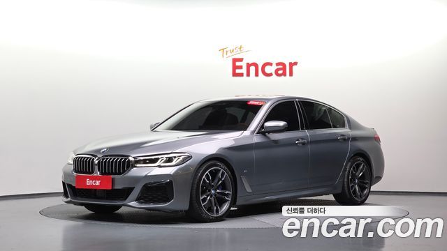 BMW 5 Series (G30) 520i M Sport 2023 — фото 11