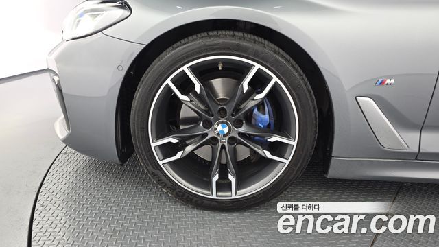 BMW 5 Series (G30) 520i M Sport 2023 — фото 5