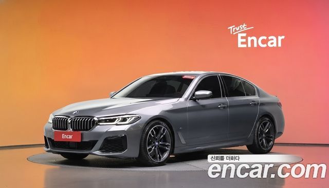 BMW 5 Series (G30) 520i M Sport 2023 — фото 1