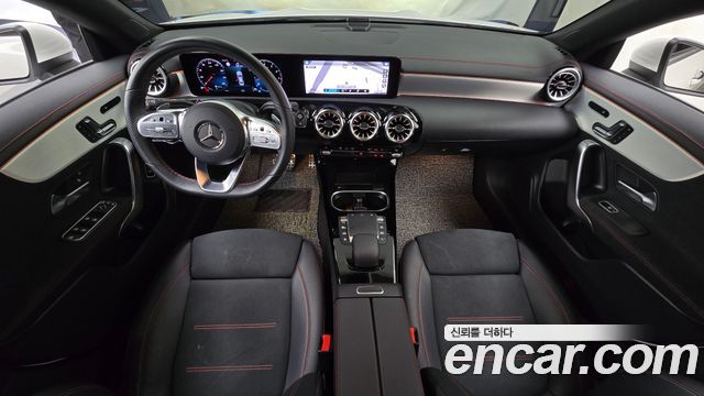 Mercedes-Benz CLA-Class (C118) CLA250 4MATIC 2023 — фото 7