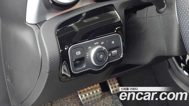 Mercedes-Benz CLA-Class (C118) CLA250 4MATIC 2023 — фото 20