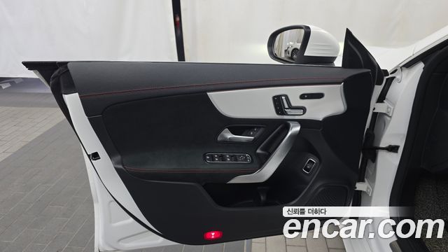 Mercedes-Benz CLA-Class (C118) CLA250 4MATIC 2023 — фото 24