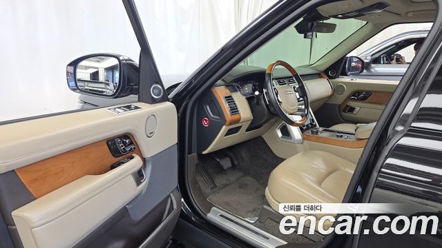 Land Rover Range Rover (IV) 4.4 SDV8 AB DIESEL 2018 — фото 10