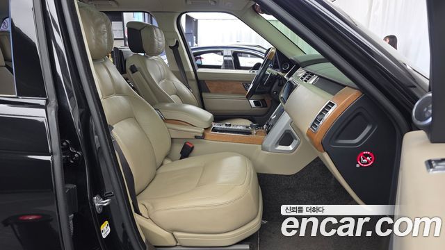 Land Rover Range Rover (IV) 4.4 SDV8 AB DIESEL 2018 — фото 12