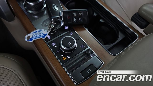 Land Rover Range Rover (IV) 4.4 SDV8 AB DIESEL 2018 — фото 18