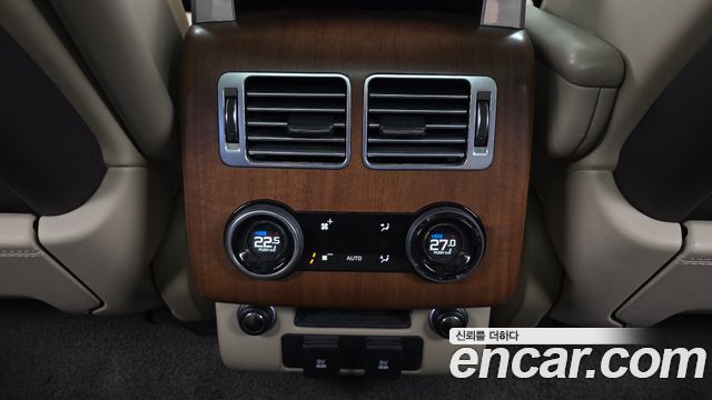 Land Rover Range Rover (IV) 4.4 SDV8 AB DIESEL 2018 — фото 20