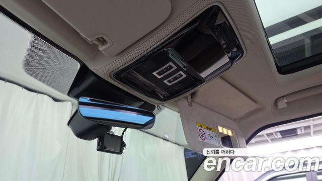 Land Rover Range Rover (IV) 4.4 SDV8 AB DIESEL 2018 — фото 30