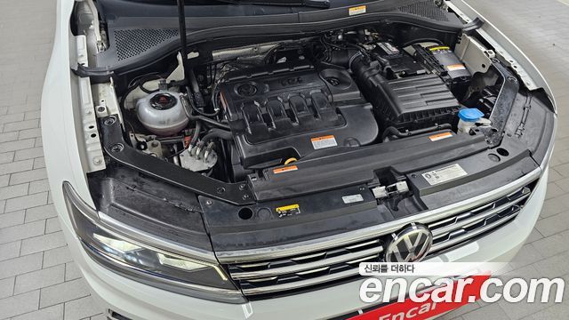 Volkswagen Tiguan (II) 2.0 TDI 4Motion Prestige 2018 — фото 6