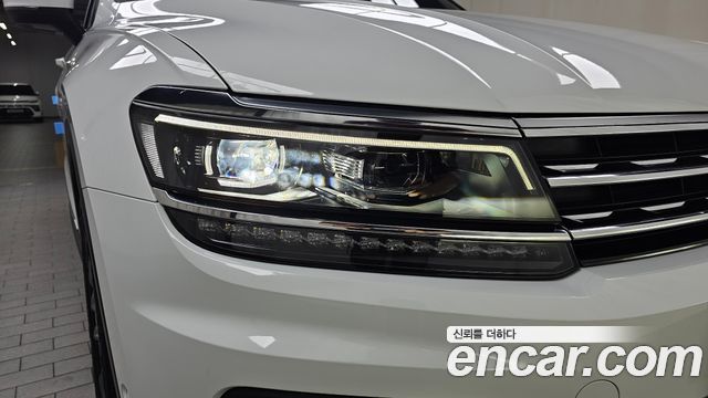Volkswagen Tiguan (II) 2.0 TDI 4Motion Prestige 2018 — фото 22