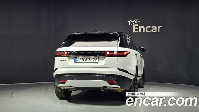 Land Rover Range Rover Velar 2.0 P250 Dynamic SE 2026 — фото 4