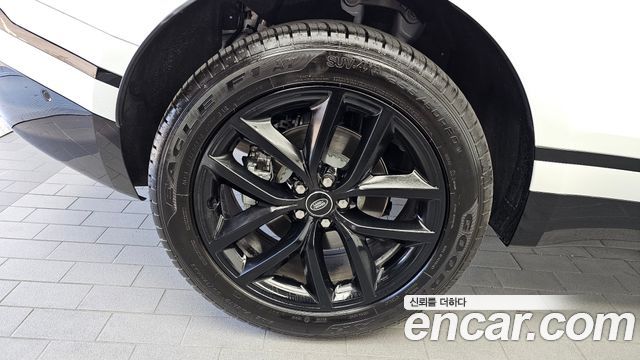 Land Rover Range Rover Velar 2.0 P250 Dynamic SE 2026 — фото 5